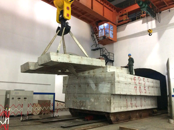 大型起重機(jī)動靜負(fù)荷試驗