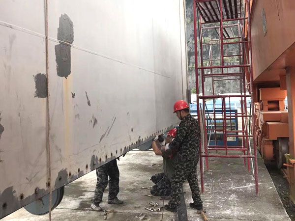 閘門(mén)水封更換、改造施工